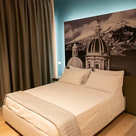 Ln 5 Gate-corso Italia 4*